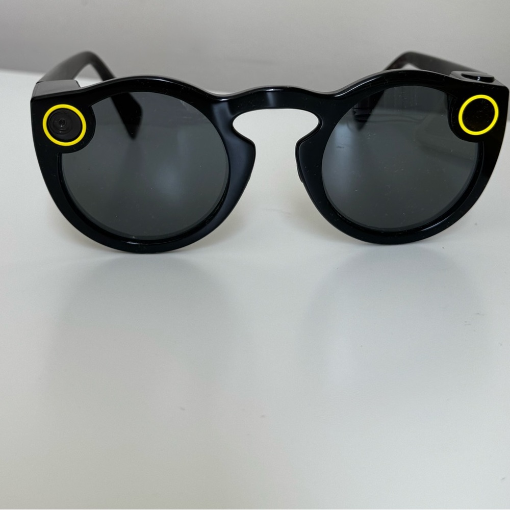 SPECTACLES Just For Snapchat - Picture 9 of 11